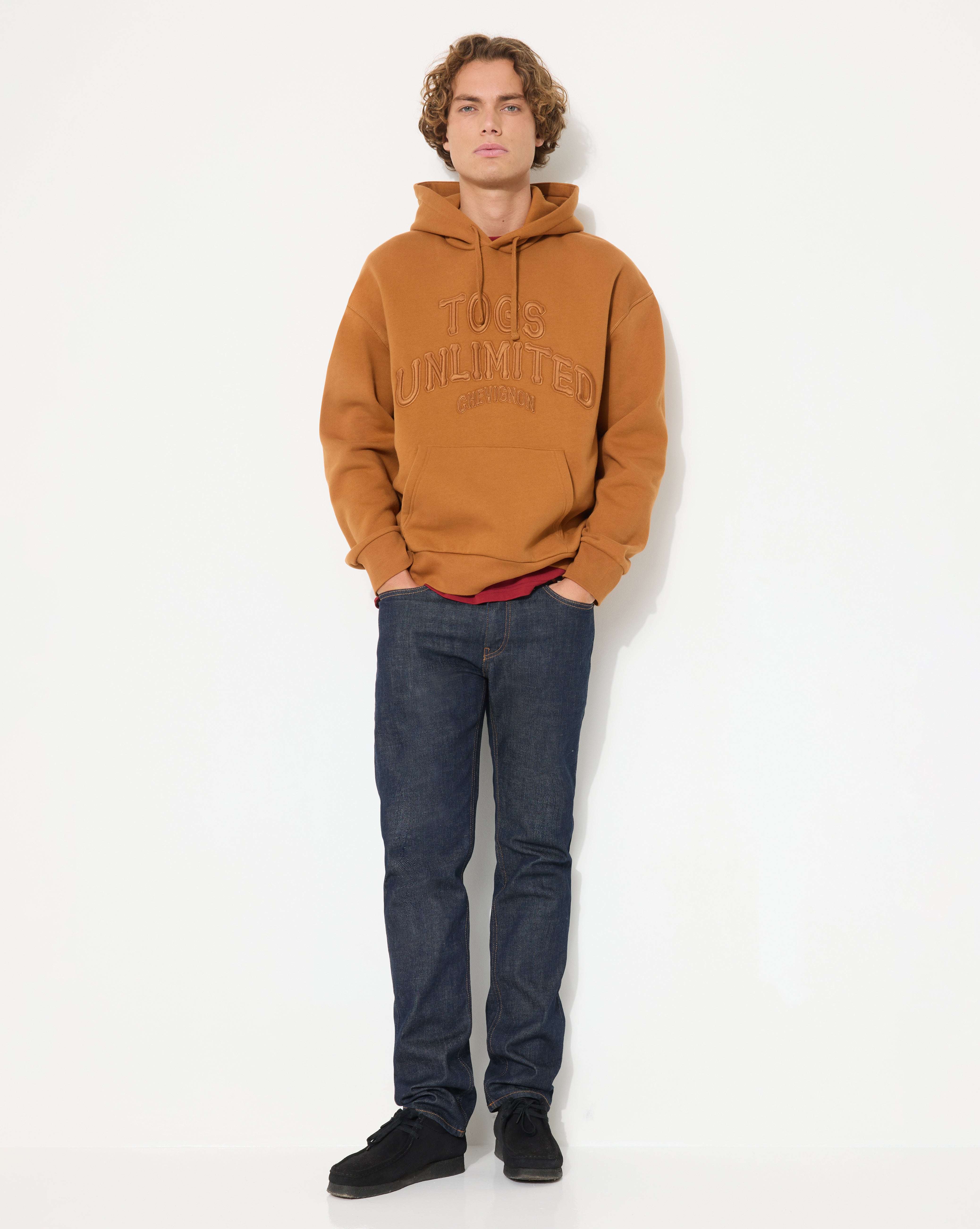 Braune Sweatshirt-Kapuzenpullover