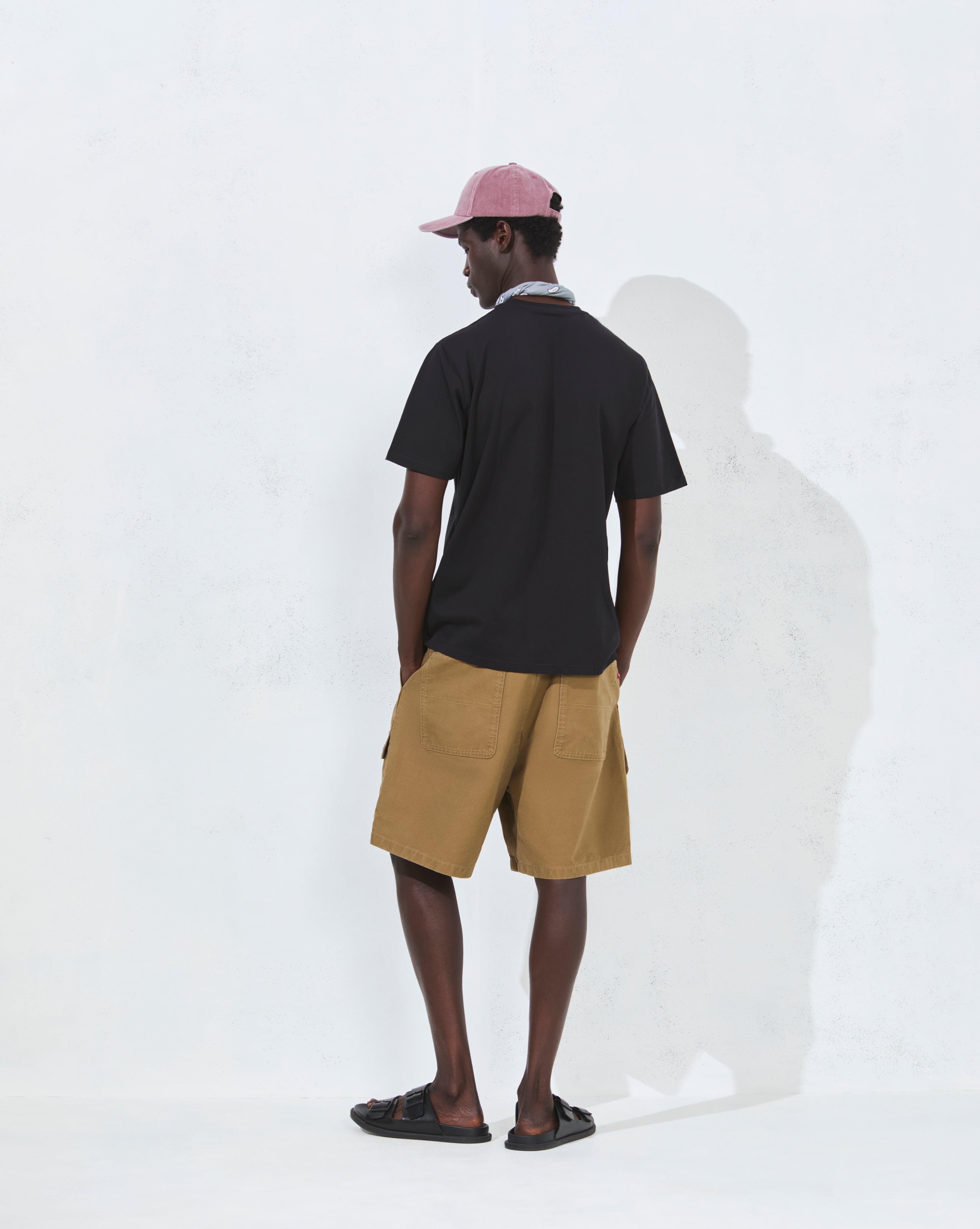 T-TOGS BLACK T-SHIRT