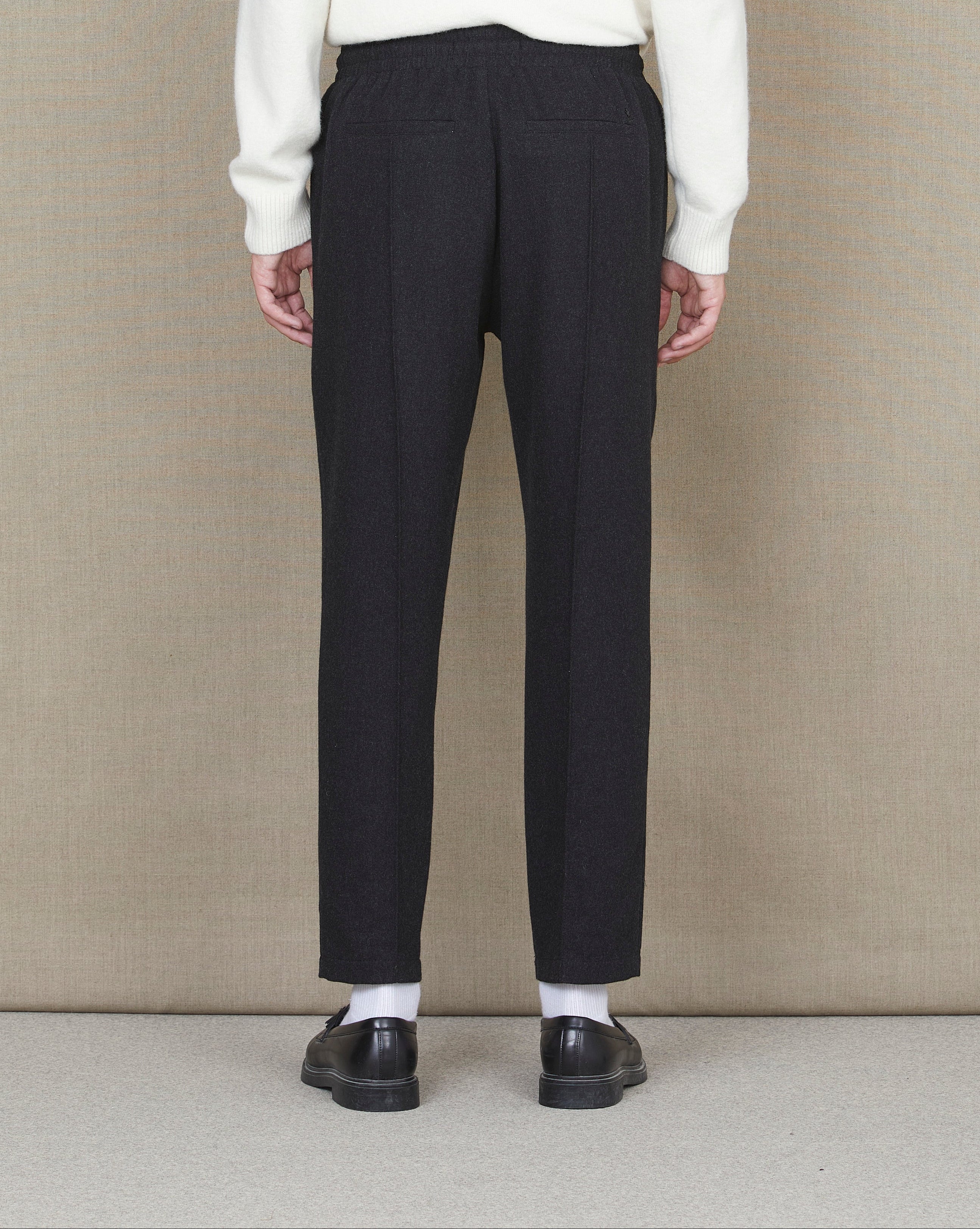 DUCK-FIT-HOSE AUS GRAUER WOLLE