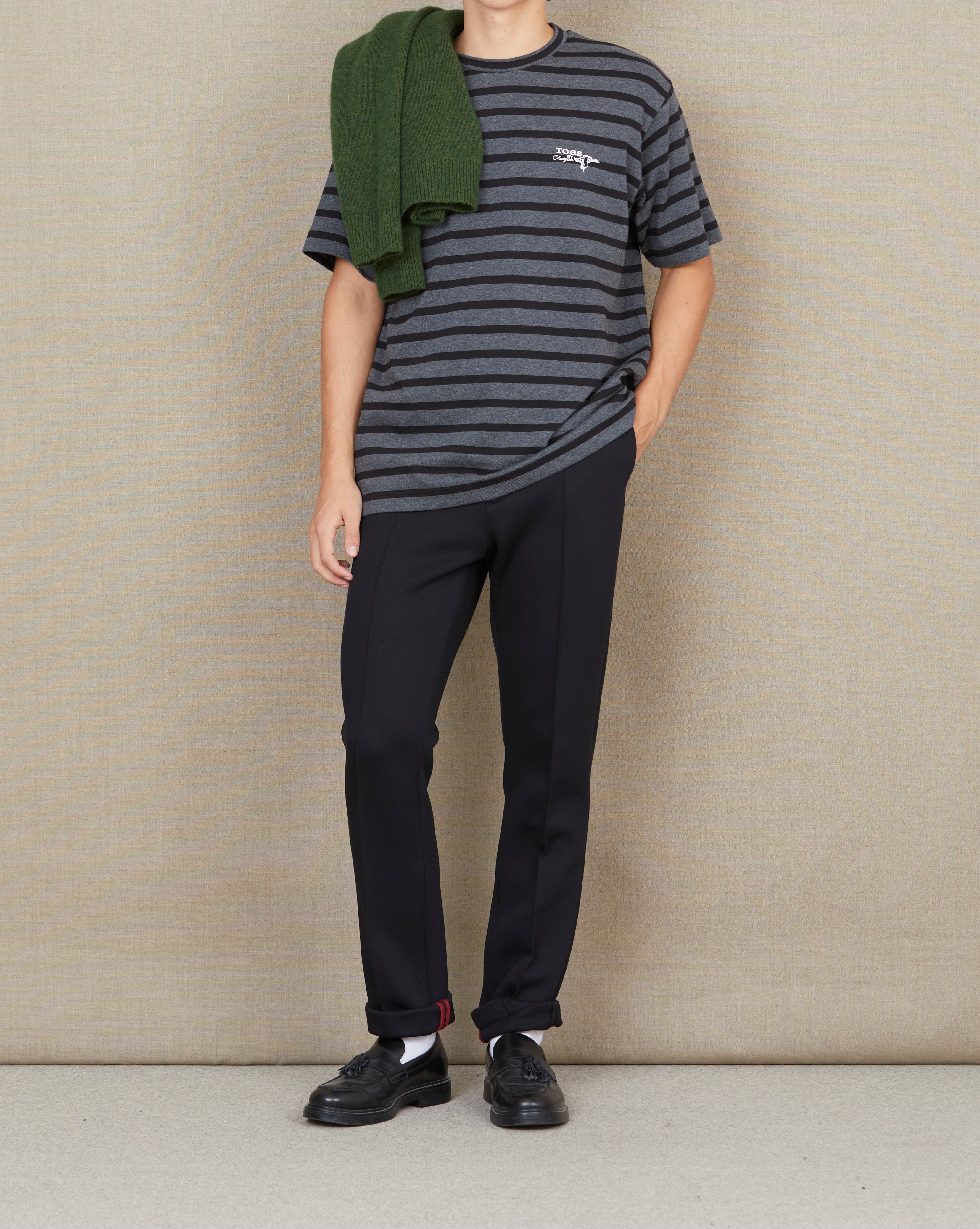 OUTERWEAR STREIFEN SCHWARZES T-SHIRT