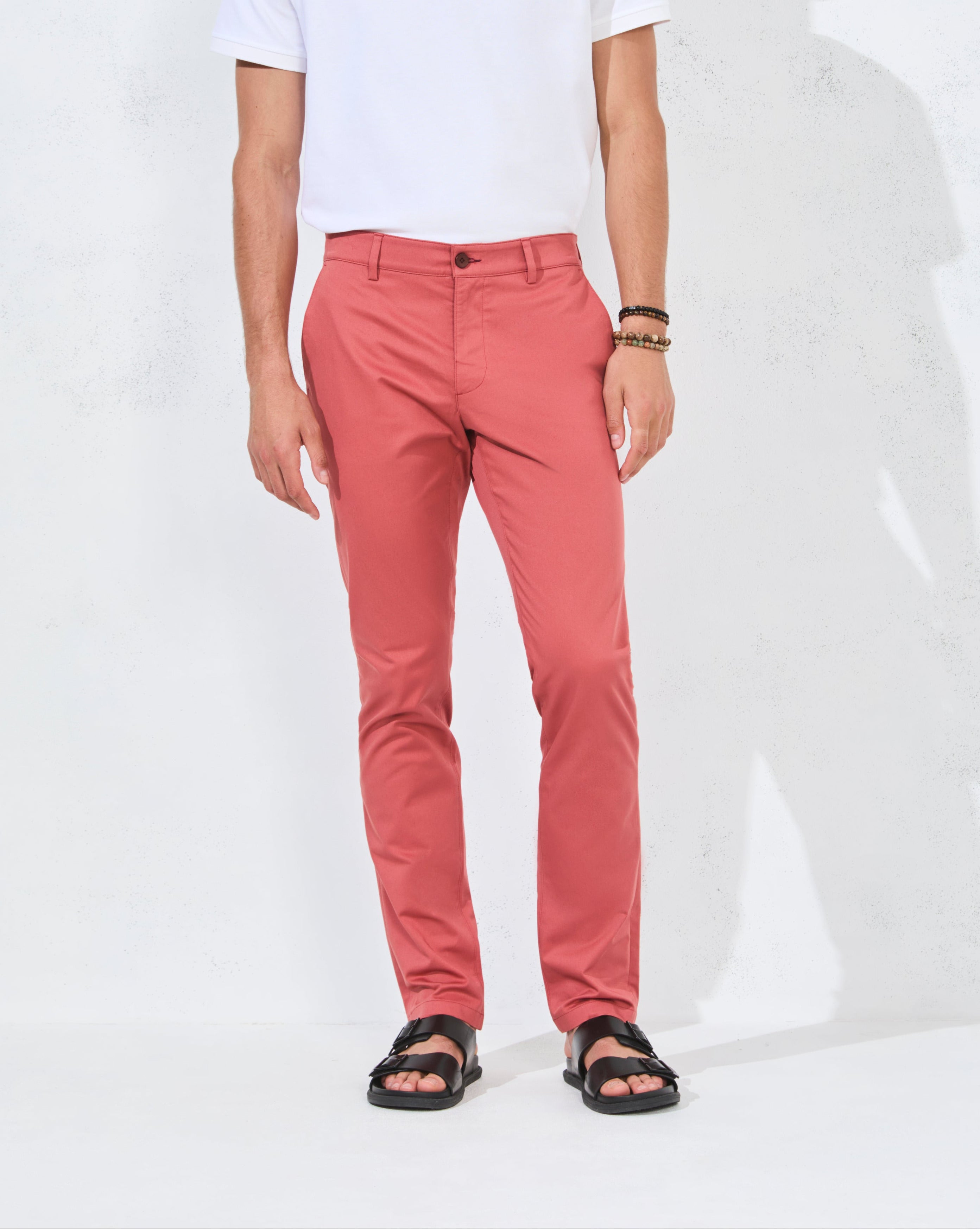 PANTALON CHINO ROUGE